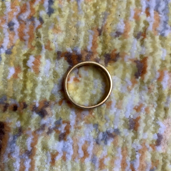 ๐ Gold Moon Stamp Ring - Picture 3 of 4